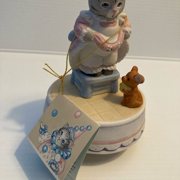 KITTY Cucumber music box - Picture 4 of 4